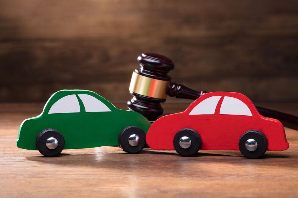 When to Get a Lawyer for an Auto Accident