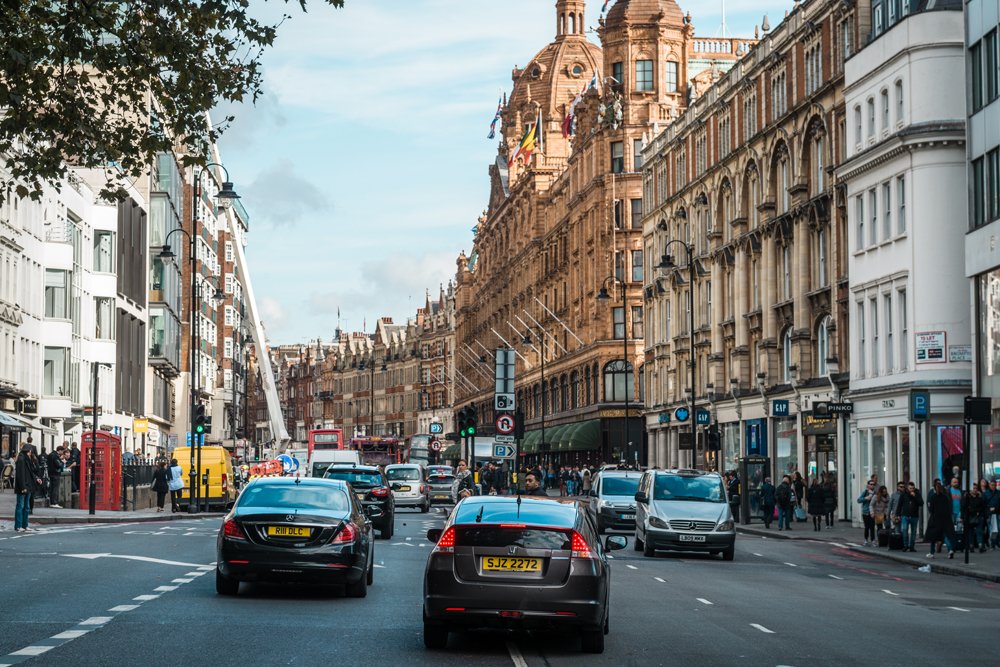 what is a minicab in london